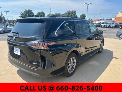 2026 Toyota Sienna XLE 8 Passenger