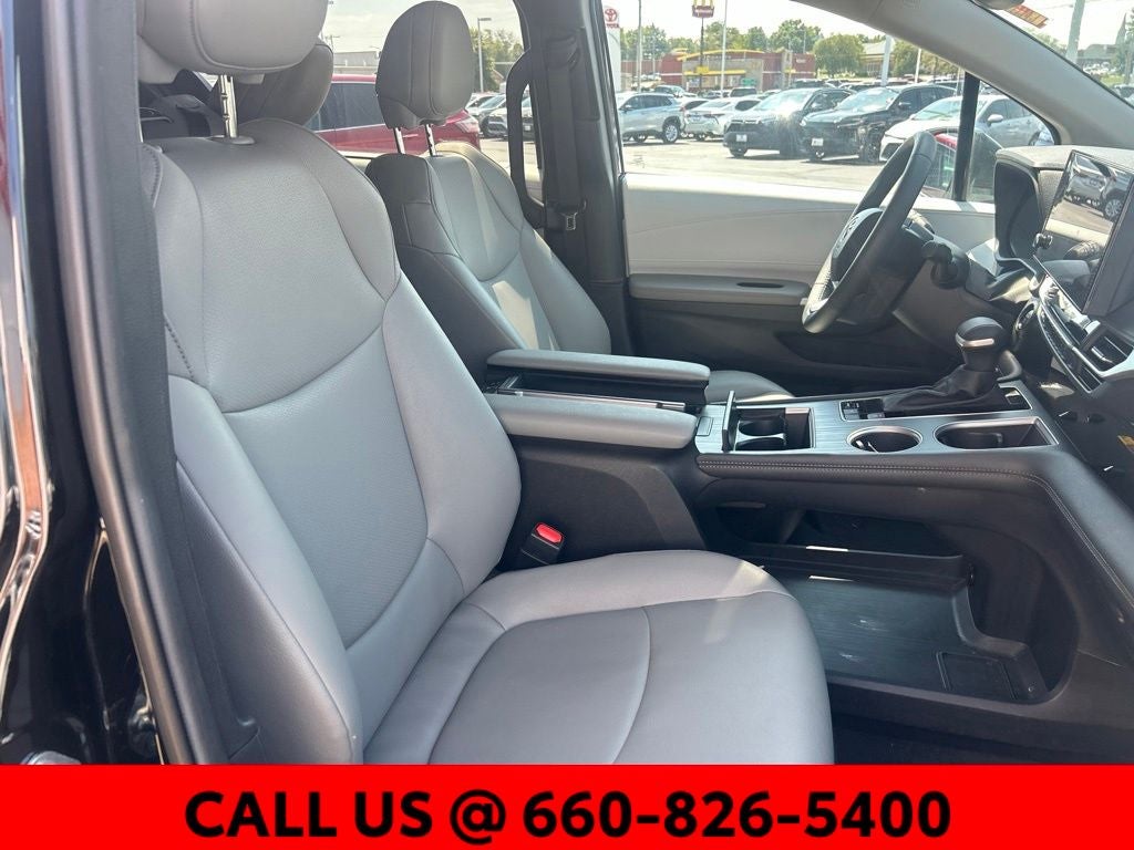 2026 Toyota Sienna XLE 8 Passenger