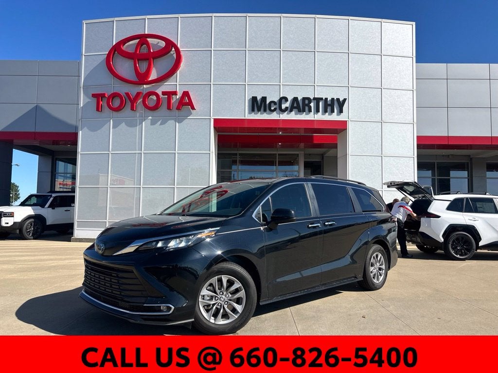 2023 Toyota Sienna XLE