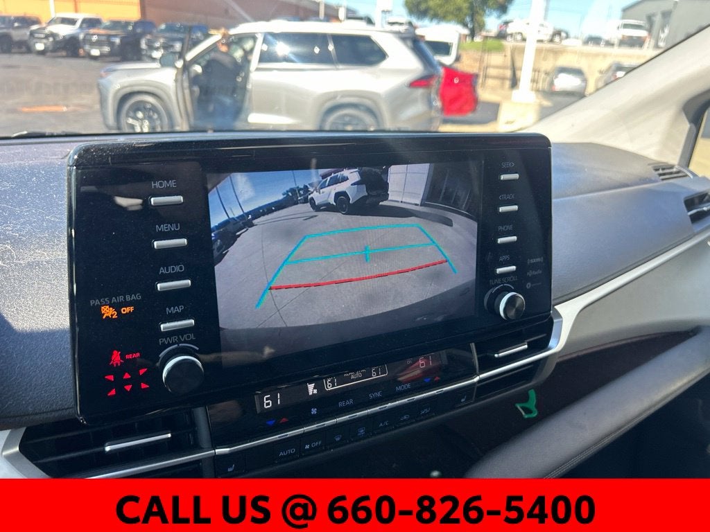 2023 Toyota Sienna XLE 8 Passenger