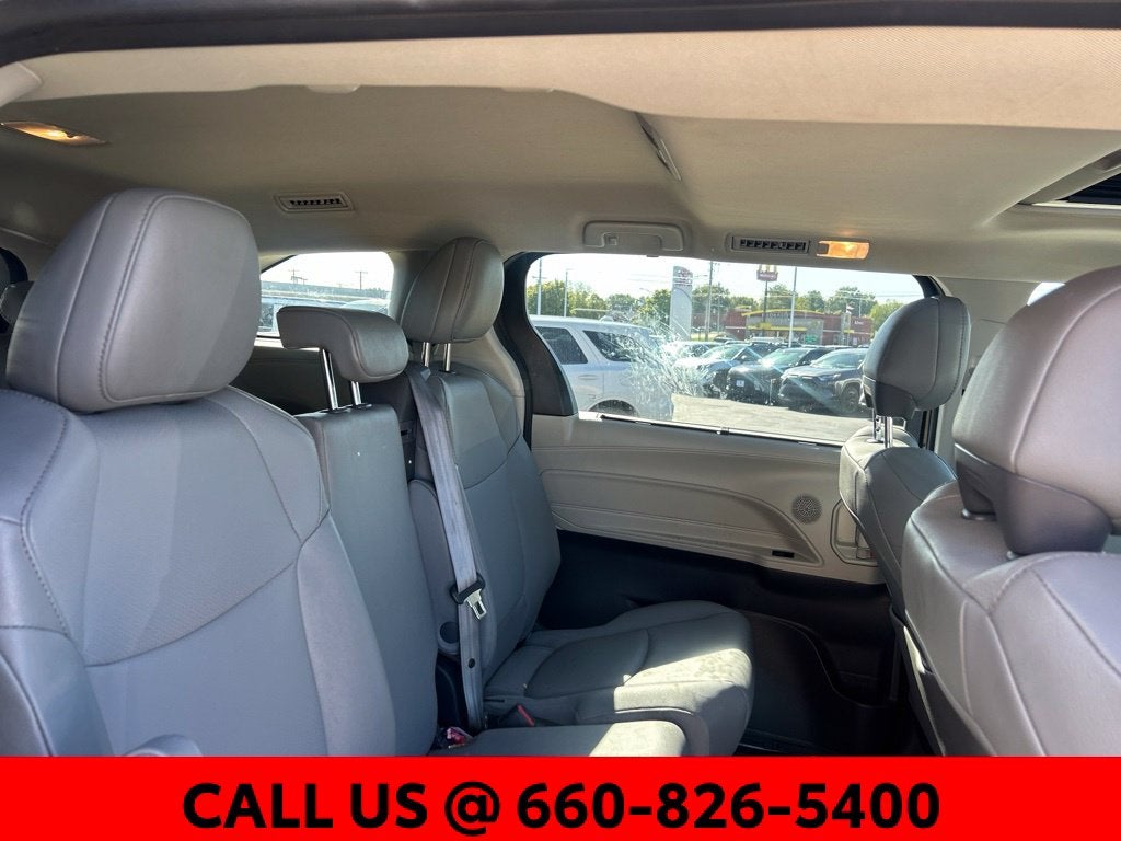 2023 Toyota Sienna XLE 8 Passenger