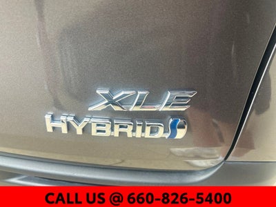 2023 Toyota Sienna XLE 8 Passenger