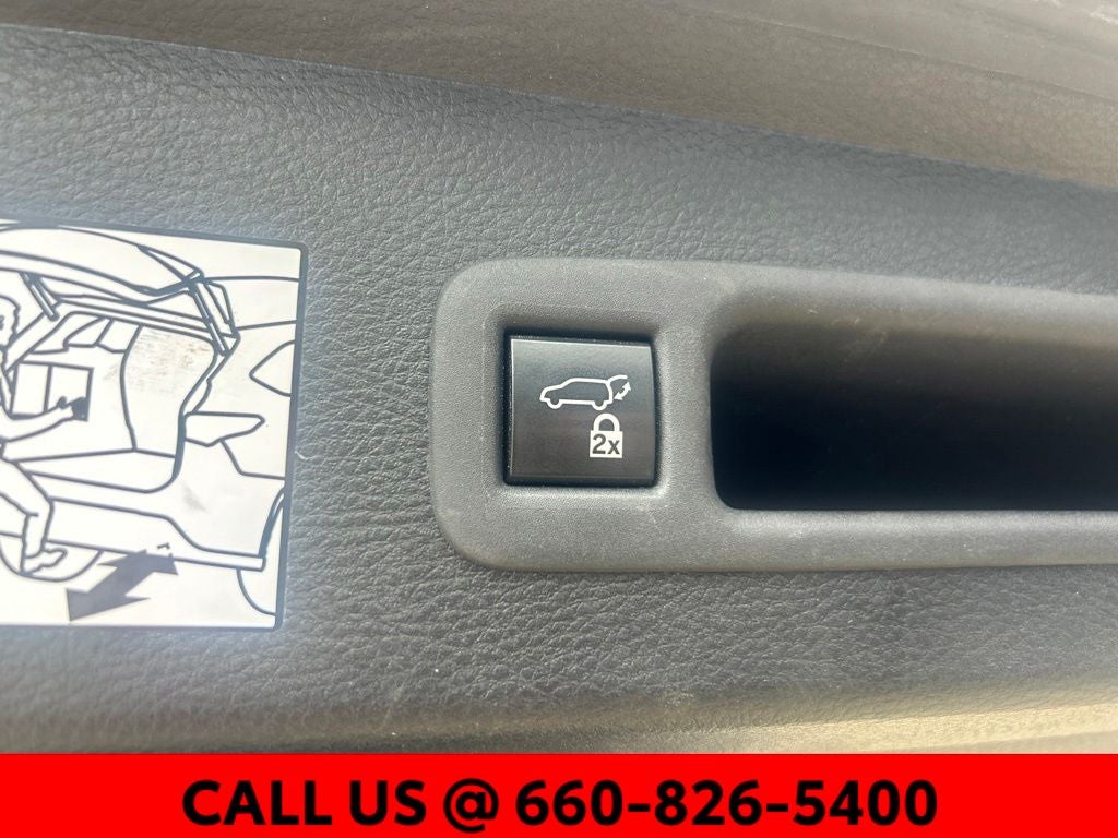 2023 Toyota Sienna XLE 8 Passenger