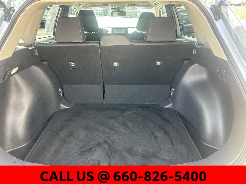 2025 Toyota Corolla Cross LE