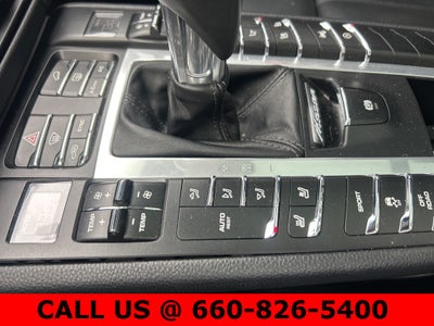 2020 Porsche Macan Base