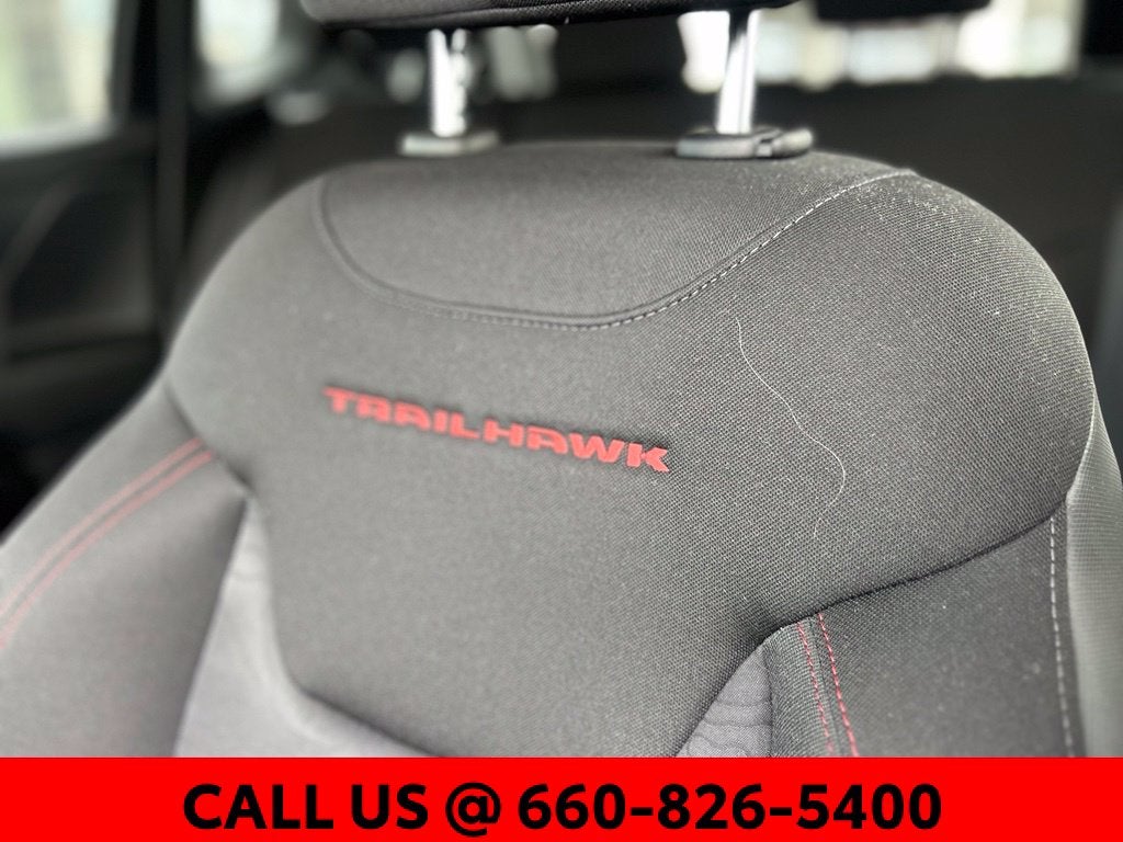 2023 Jeep Renegade Trailhawk