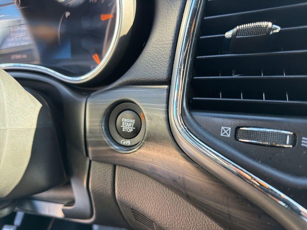 2020 Jeep Grand Cherokee Laredo E