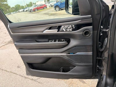2024 Jeep Grand Wagoneer L Series II