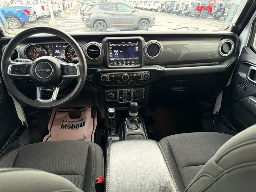 2023 Jeep Gladiator Overland