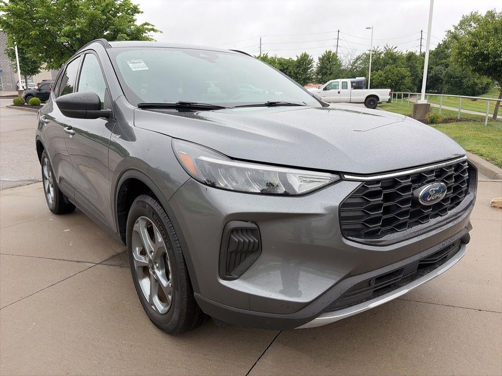 Used 2025 Ford Escape ST-Line with VIN 1FMCU0MN3SUA88752 for sale in Kansas City