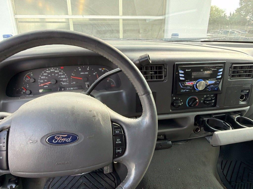 2004 Ford Super Duty F-250 XL