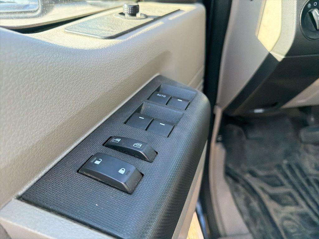 2008 Ford Super Duty F-350 SRW XL