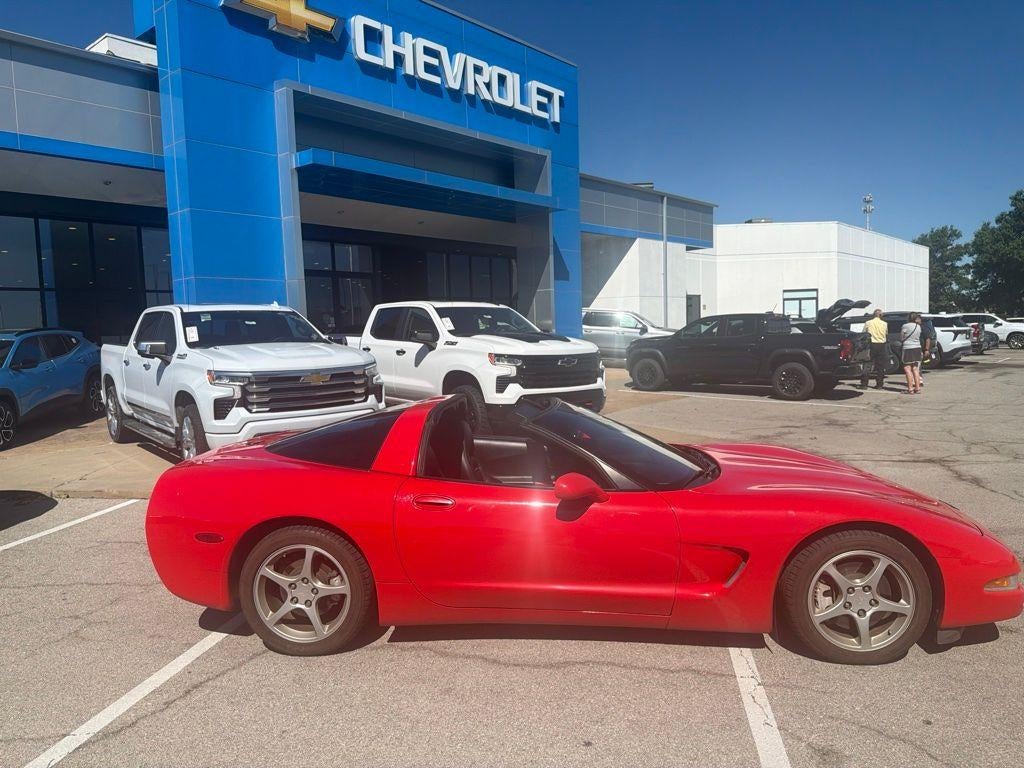 2004 Chevrolet Corvette Base