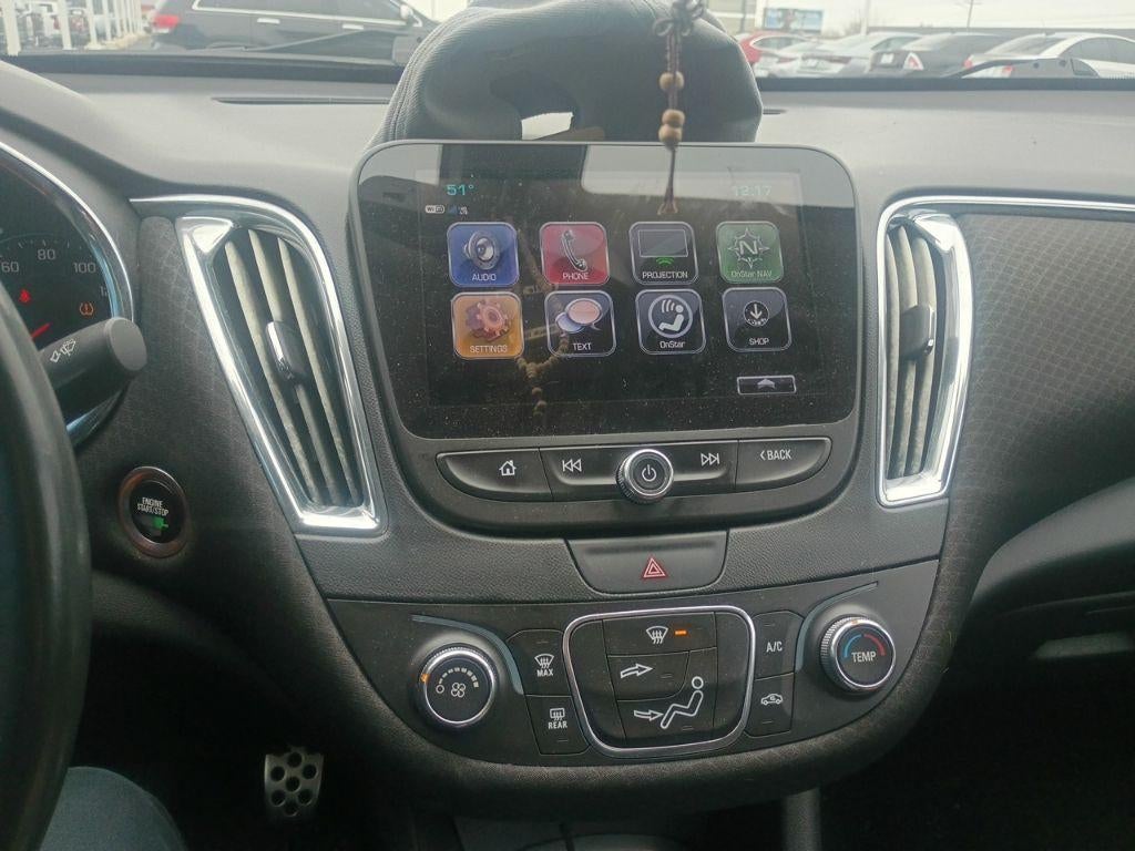 2017 Chevrolet Malibu LT