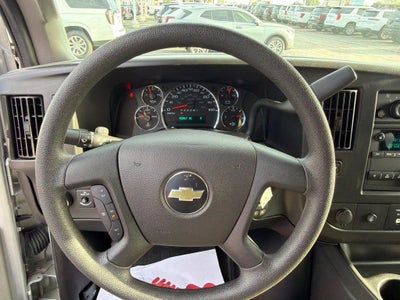 2025 Chevrolet Express Passenger LT