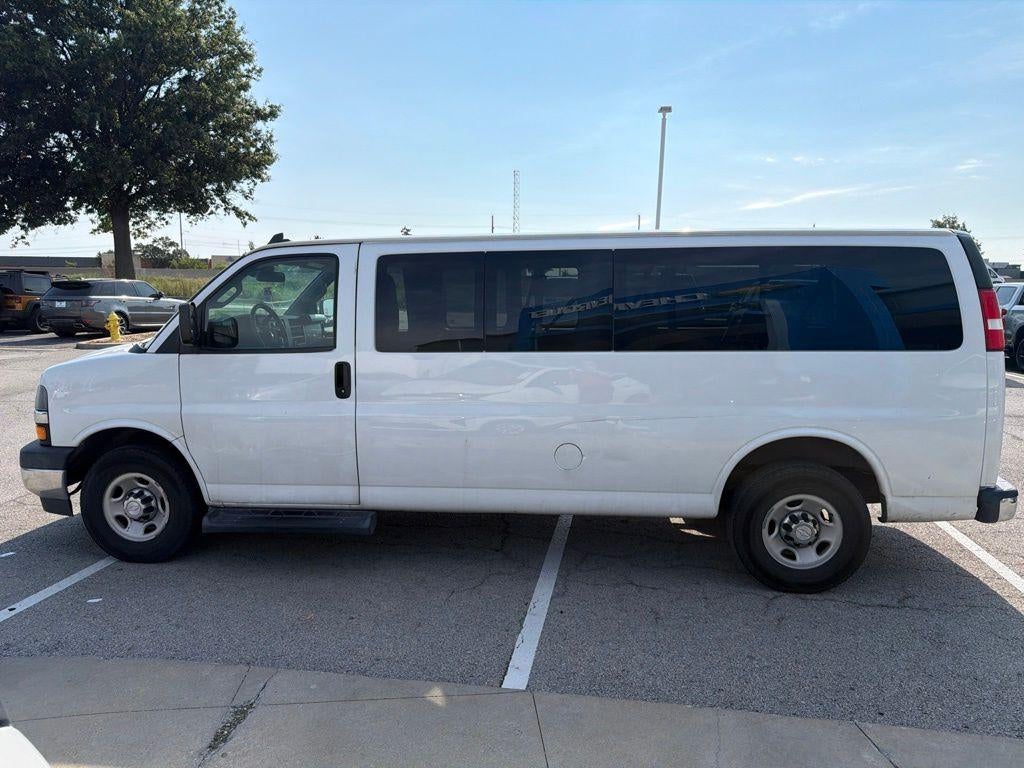 2019 Chevrolet Express Passenger 3500 LT