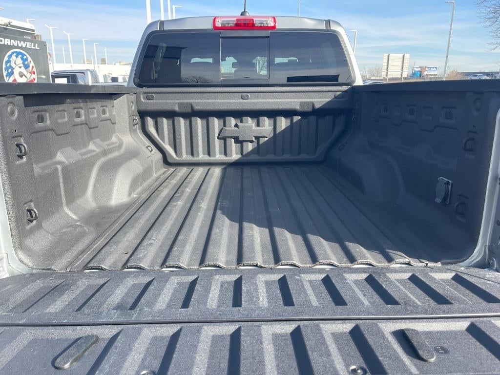 2025 Chevrolet Colorado WT/LT