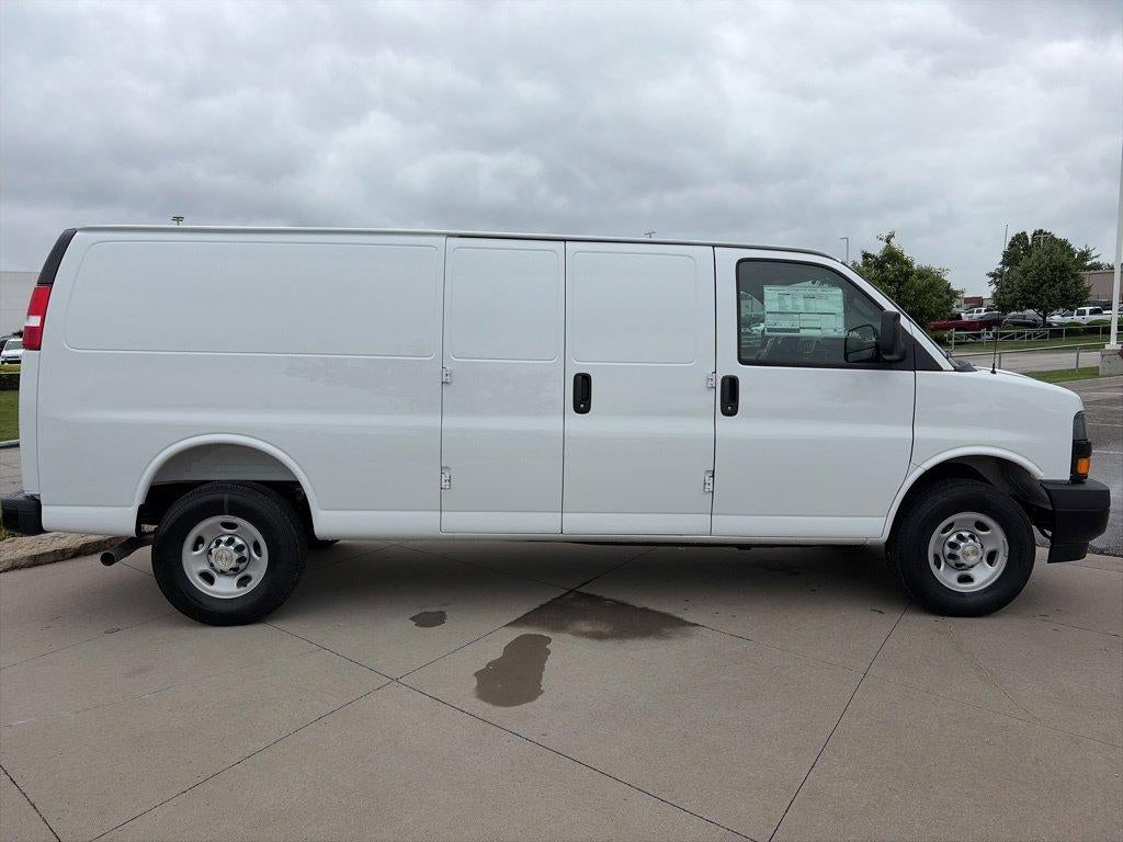 2026 Chevrolet Express Cargo Base