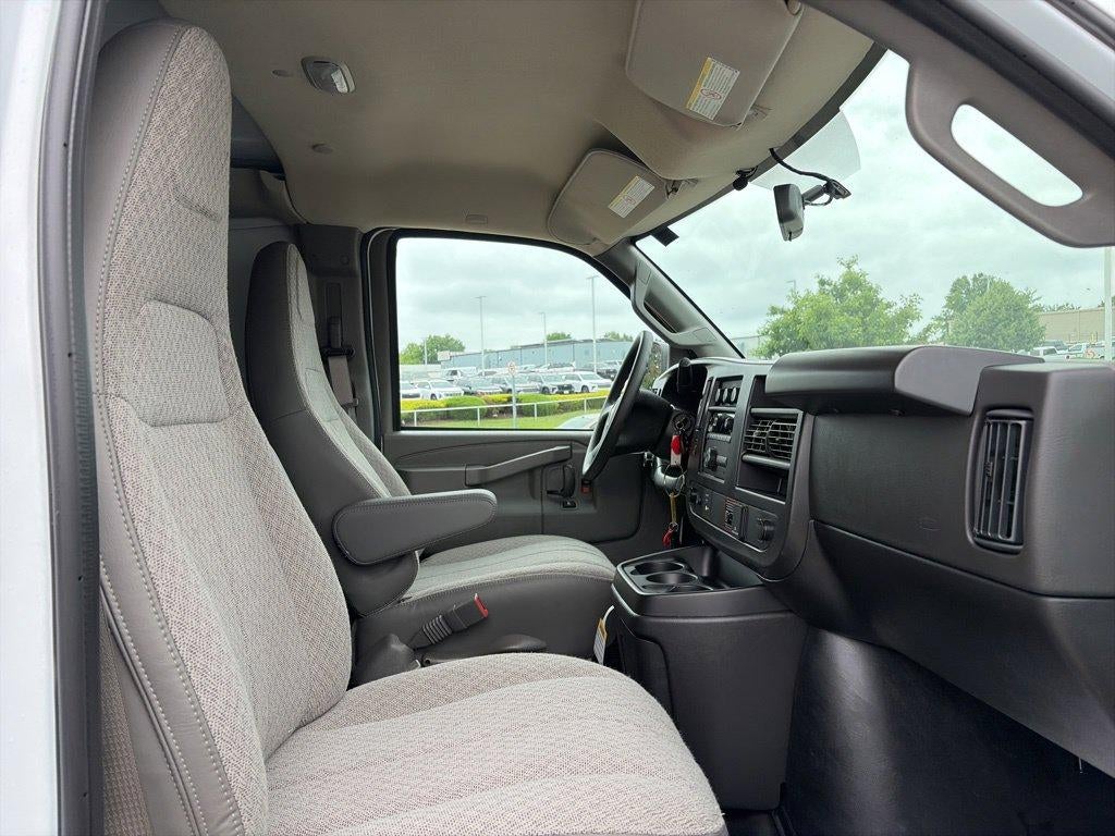2026 Chevrolet Express Cargo Base