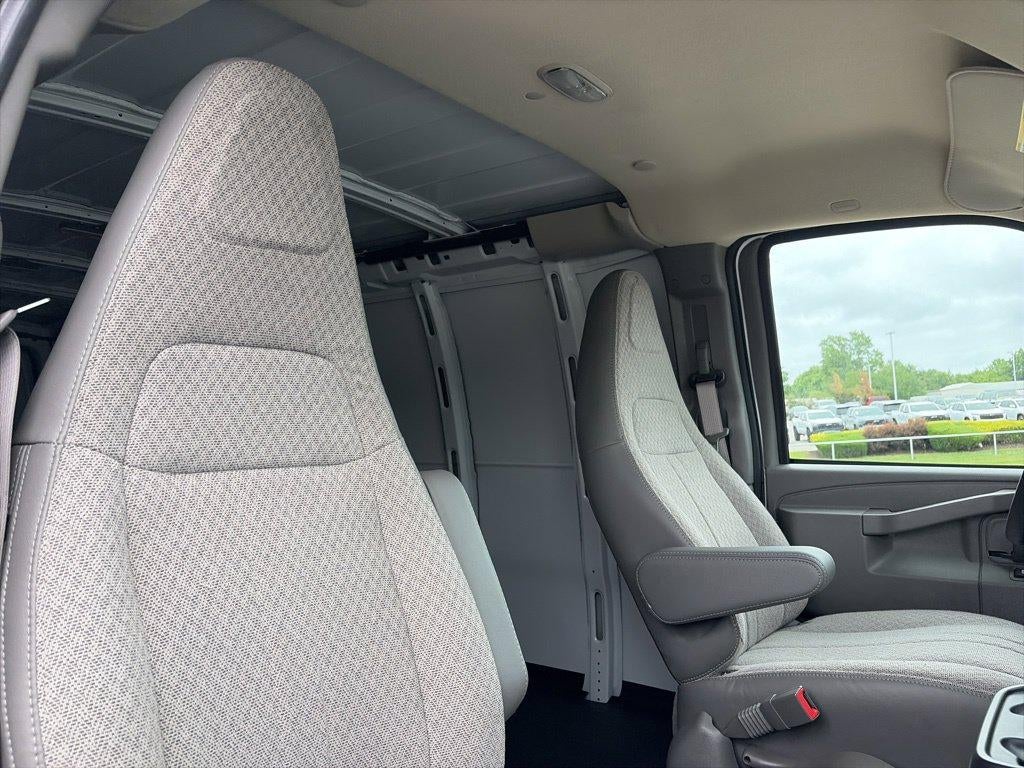 2026 Chevrolet Express Cargo Base