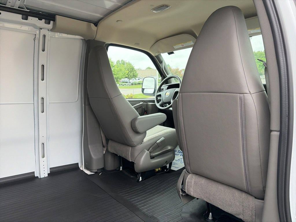 2026 Chevrolet Express Cargo Base