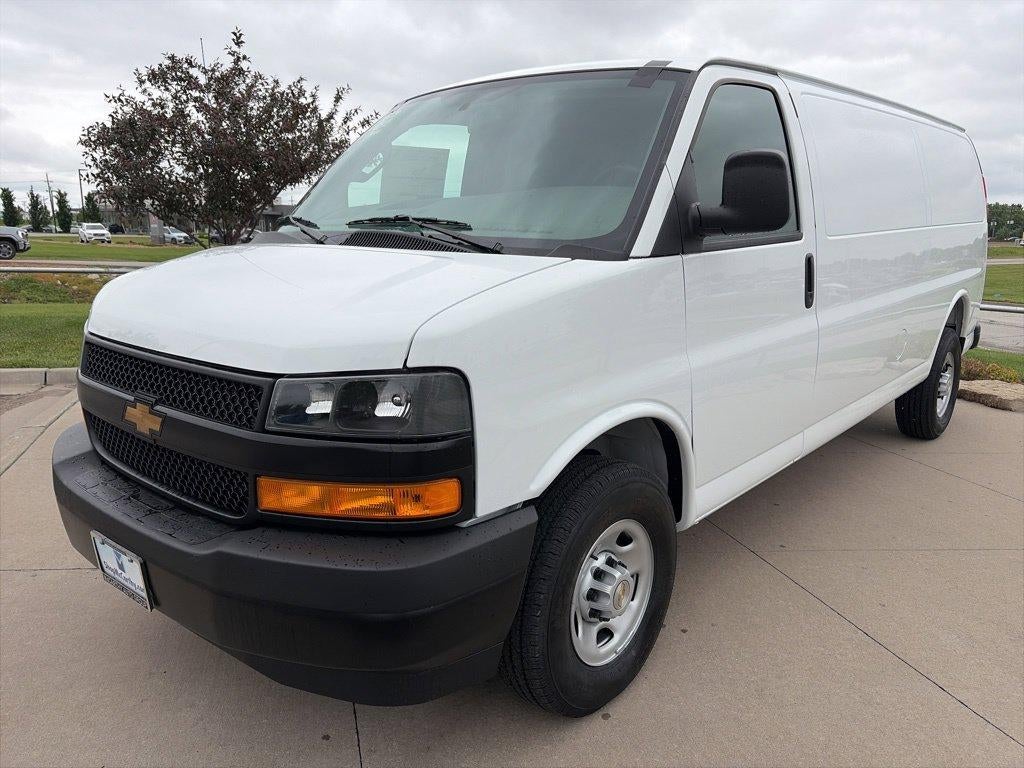 2026 Chevrolet Express Cargo Base