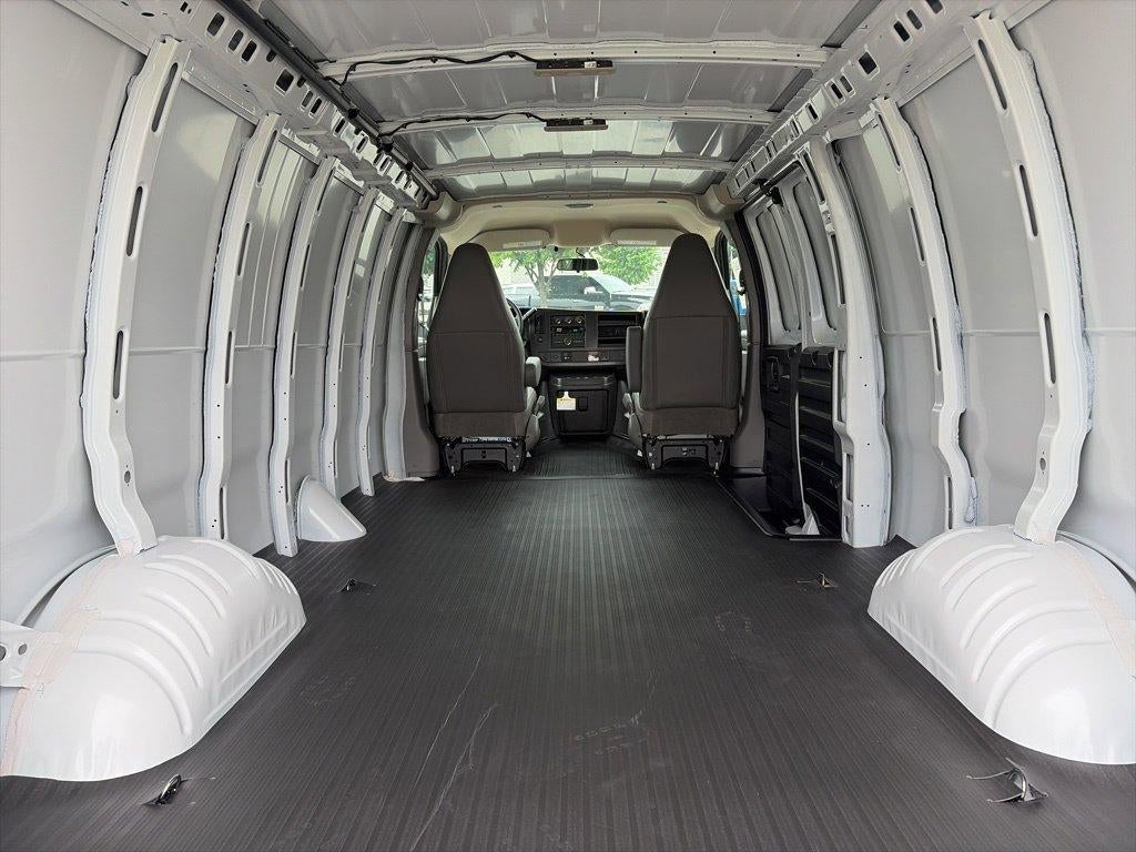2026 Chevrolet Express Cargo Base