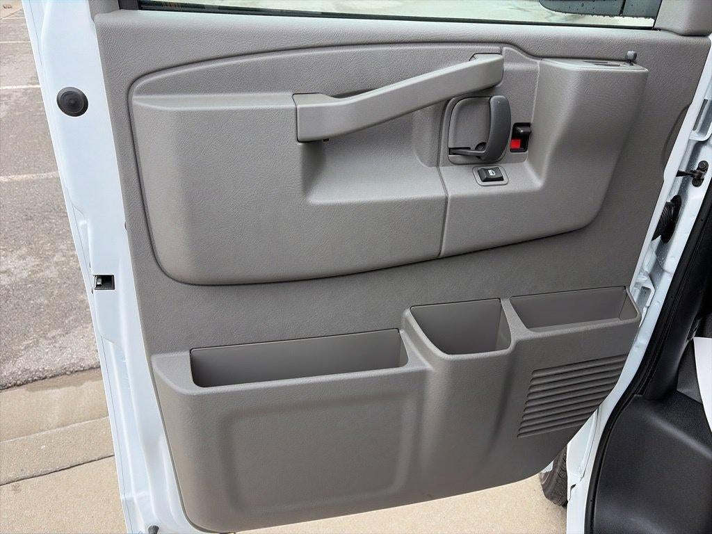 2026 Chevrolet Express Cargo Base