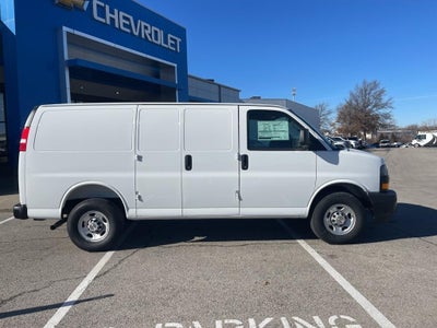 2025 Chevrolet Express Cargo 3500 Base