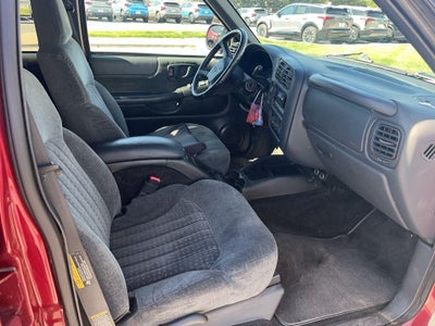 2002 Chevrolet Blazer LS