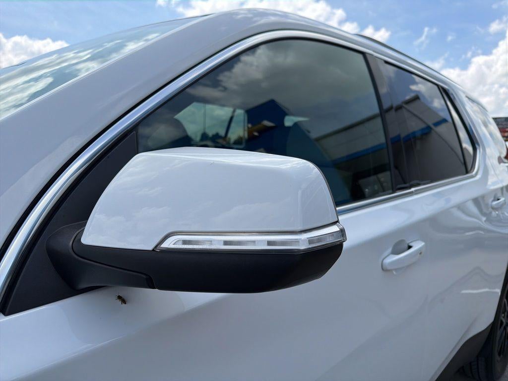 2022 Chevrolet Traverse LT