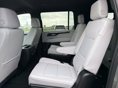 2025 Chevrolet Suburban Premier