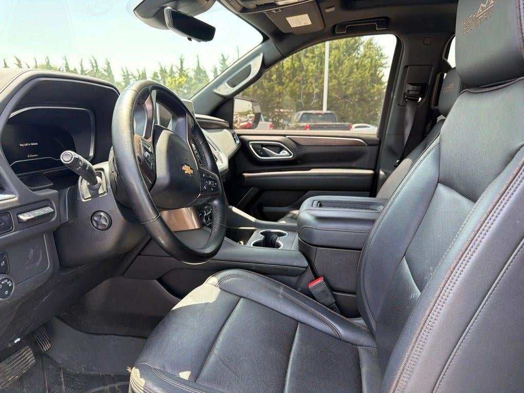 2023 Chevrolet Suburban High Country