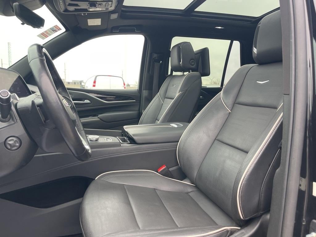 2023 Cadillac Escalade Sport