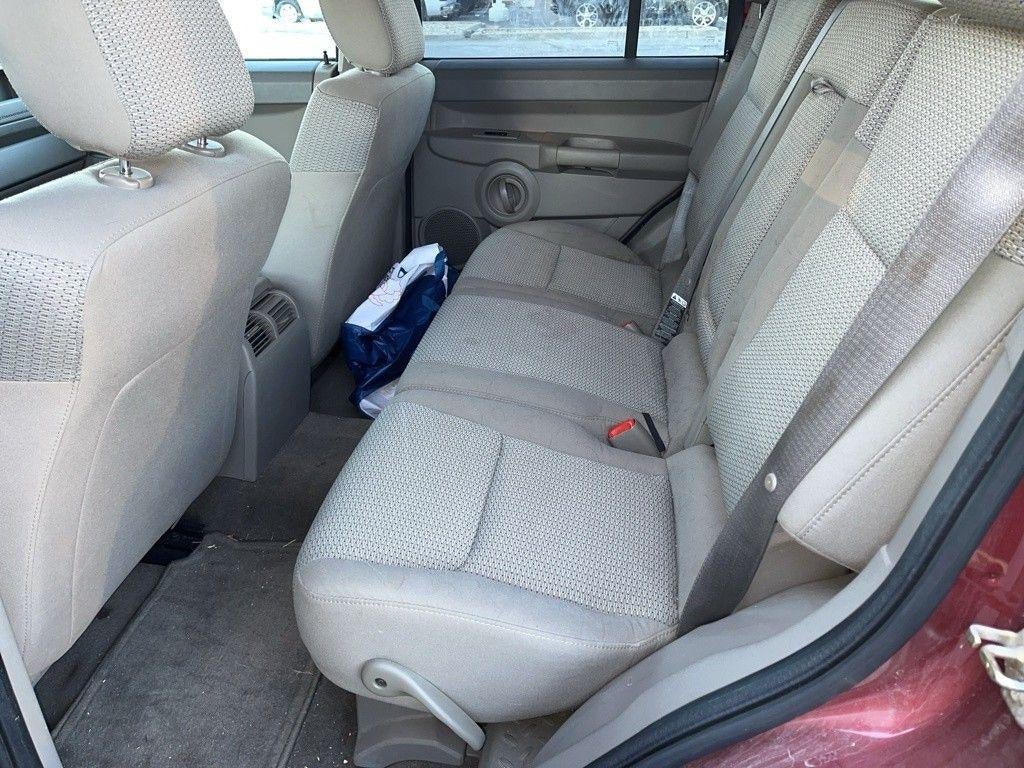 2007 Jeep Commander Sport