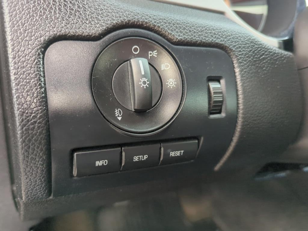 2012 Ford Mustang V6 Premium