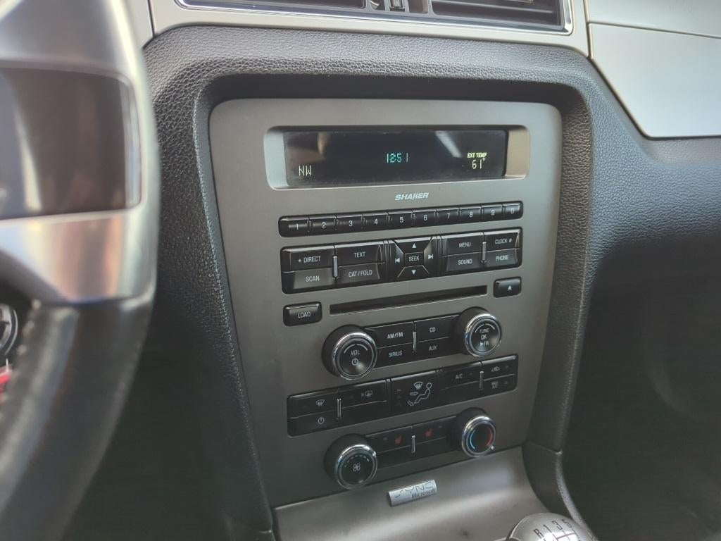 2012 Ford Mustang V6 Premium