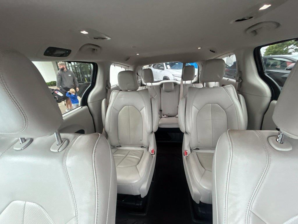 2021 Chrysler Pacifica Touring L