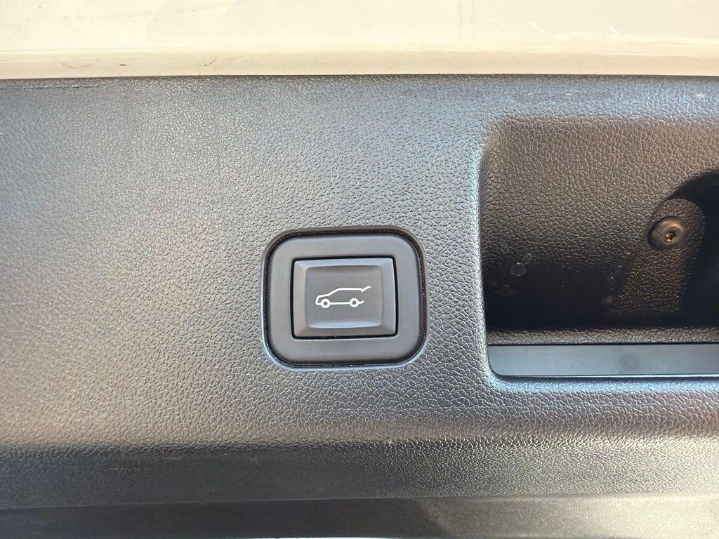 2024 Chevrolet Equinox EV LT