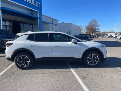2026 Chevrolet Equinox EV LT