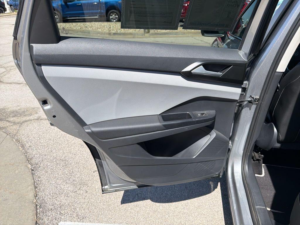 2023 Volkswagen Taos 1.5T SE