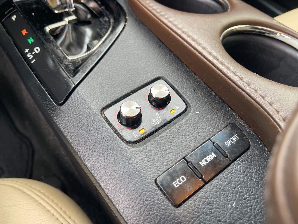 2014 Toyota Avalon XLE