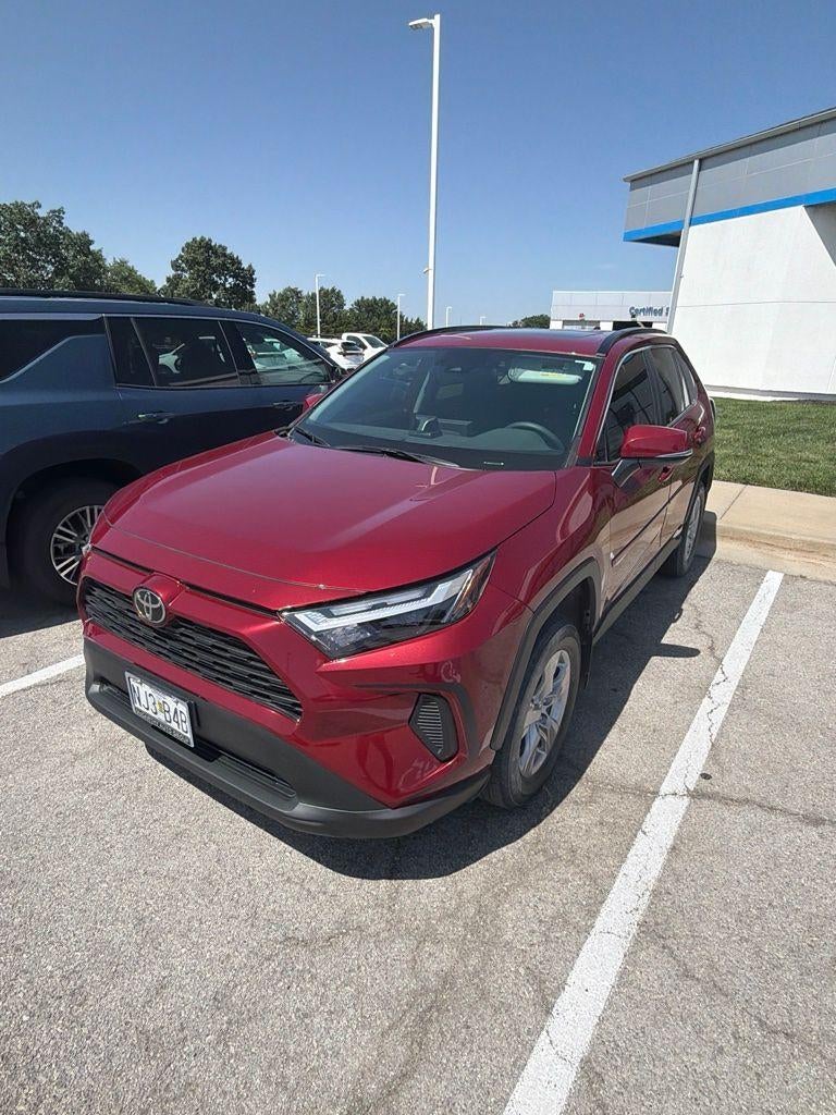 2025 Toyota RAV4 XLE