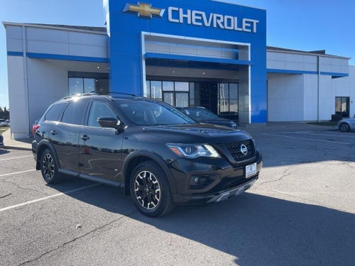 2020 Nissan Pathfinder SL