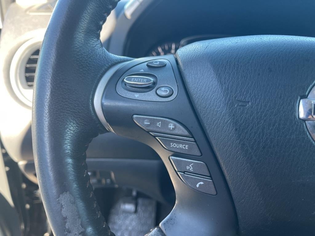 2020 Nissan Pathfinder SL