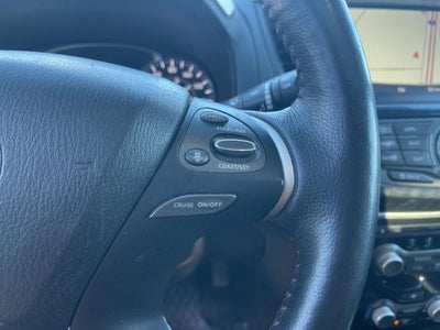 2020 Nissan Pathfinder SL