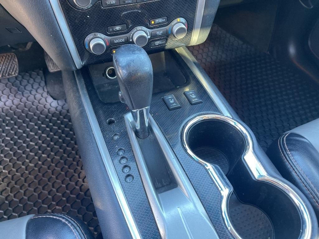 2020 Nissan Pathfinder SL