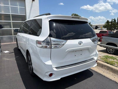 2017 Toyota Sienna SE Premium