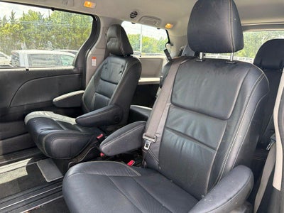 2017 Toyota Sienna SE Premium
