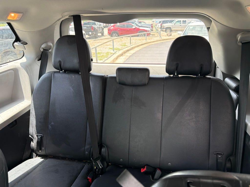 2017 Toyota Sienna SE Premium